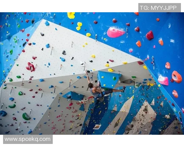 极限运动嘉年华杭州攀岩队的意识表现与团队精神深度解析 极限运动嘉年华杭州攀岩队的意识表现与团队精神深度解析