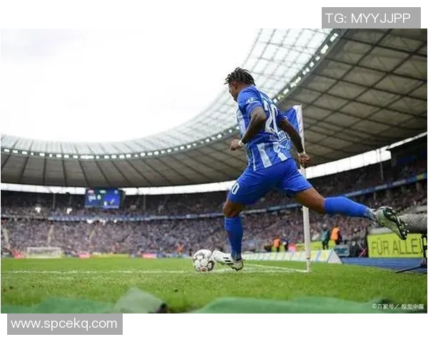 柏林赫塔反弹破不胜魔咒,击败不伦瑞克取得首胜 柏林赫塔反弹破不胜魔咒,击败不伦瑞克取得首胜