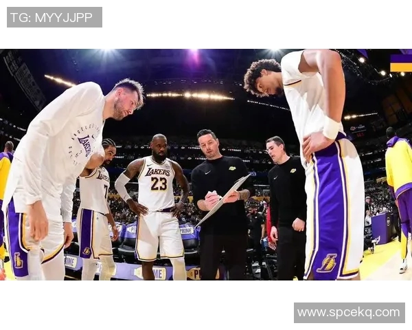 湖人教练团队将迎来人事变动! 湖人教练团队将迎来人事变动!